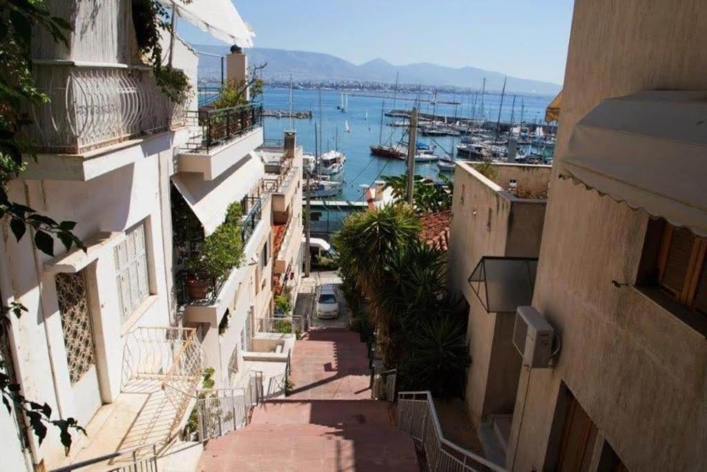 Lovely,Central, Spacious 2-Bedrooms Apartment Piraeus Exterior photo
